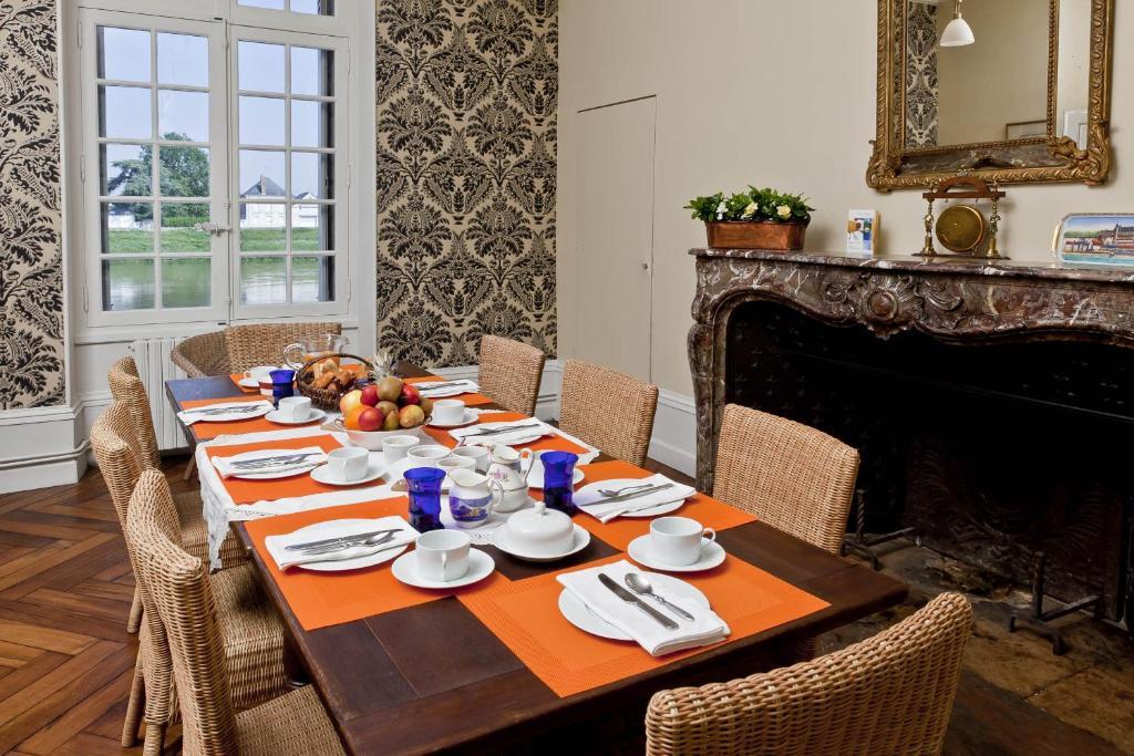 Les Fleurons B&B Amboise Dış mekan fotoğraf